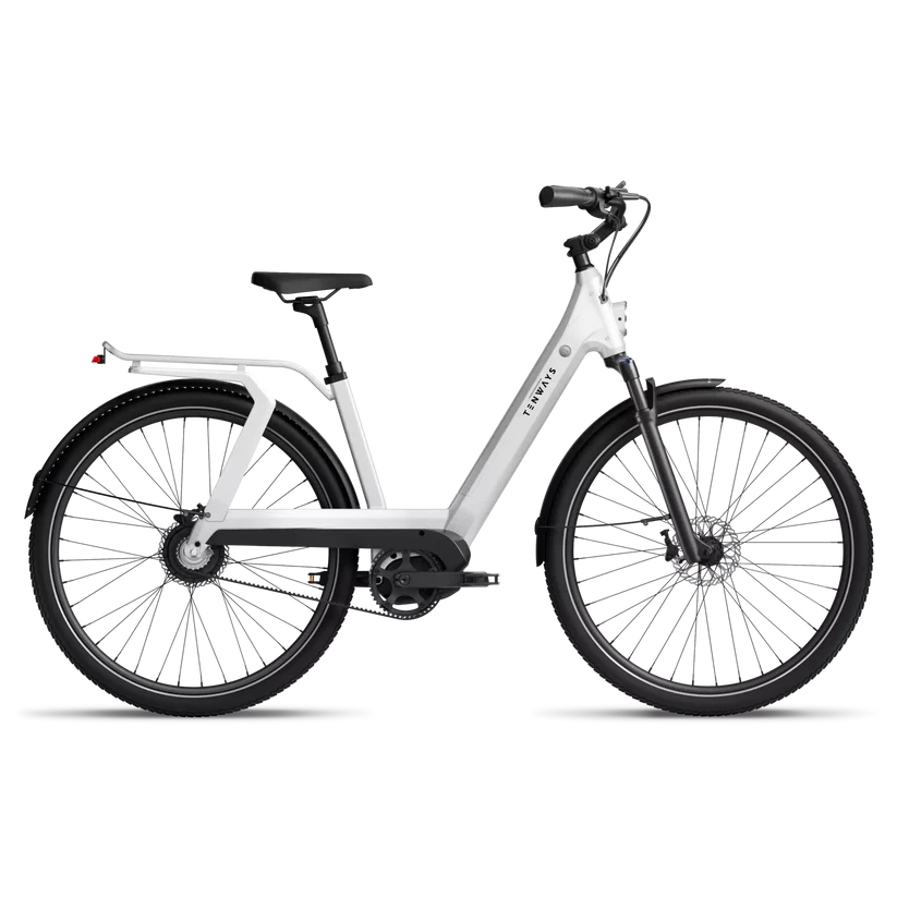 AGO T  - Pearl White